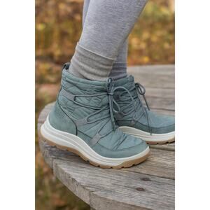 Ryka Highlight Green Quilted Waterproof Winter Snow Boots Size 8 Wide Cozy